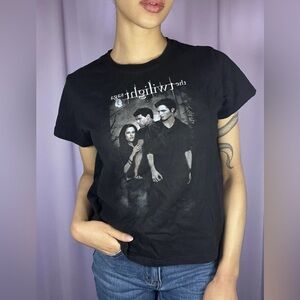 The Twilight Saga New Moon T-shirt Womens Size L Bella Jacob Edward 2009 Edgy
